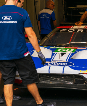 slider authentic studio slide 02 bg 1 1